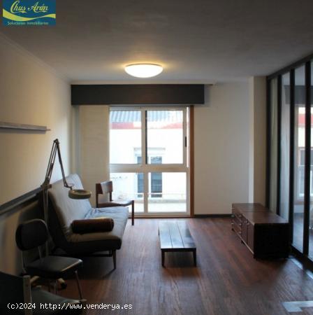  Apartamento en Rúa Desiderio Varela - A CORUÑA 