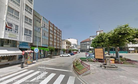 Solar y edificio frente al Jardín Municipal de Carballo - A CORUÑA