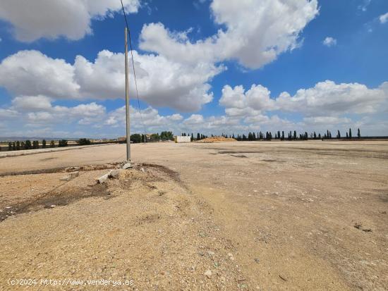 TERRENO VALLADO IDEAL PARA PUERTO LOGISTICO - MURCIA