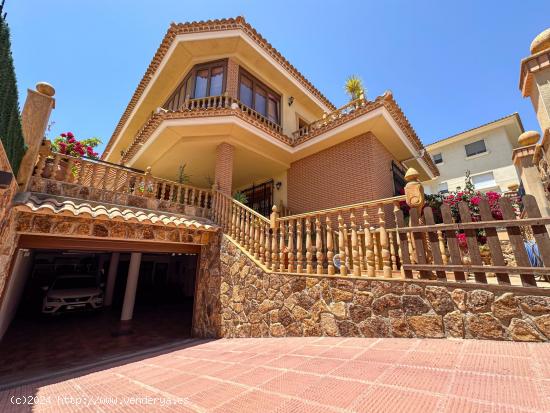  Impresionante Chalet en Huércal Overa - ALMERIA 