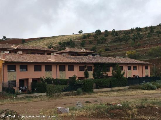  ADOSADO EN HERRERA DE LOS NAVARROS - ZARAGOZA 