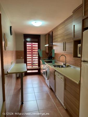 Apartamento en Infanta Isabel - CACERES