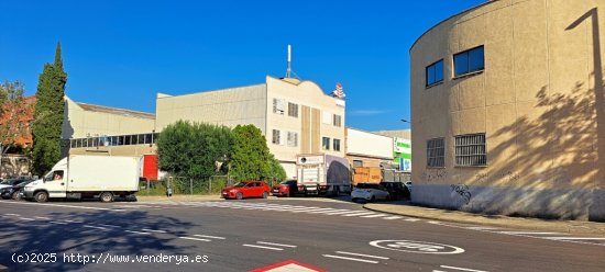 Nave industrial en Venta en Cornellá De Llobregat Barcelona ALMEDA