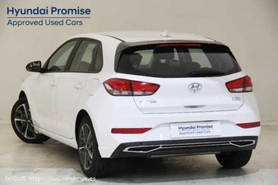 Hyundai i30 ( 1.5 DPI Klass SLX 110 )  - Lliçà De Vall