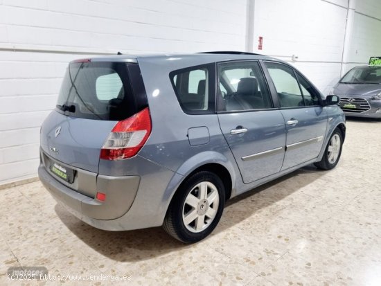 Renault Grand Scenic 1.9 dci 7 plazas de 2005 con 280.000 Km por 2.600 EUR. en Sevilla