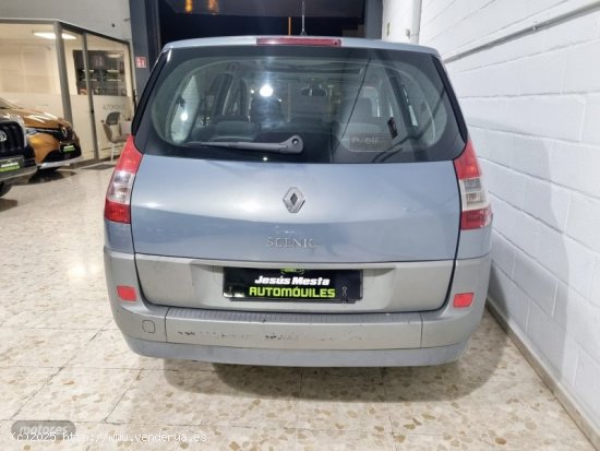 Renault Grand Scenic 1.9 dci 7 plazas de 2005 con 280.000 Km por 2.600 EUR. en Sevilla