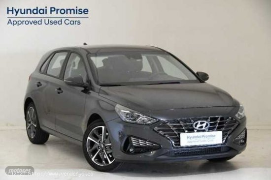 Hyundai i30 1.5 DPI Klass SLX 110 de 2024 con 4.643 Km por 20.700 EUR. en Navarra