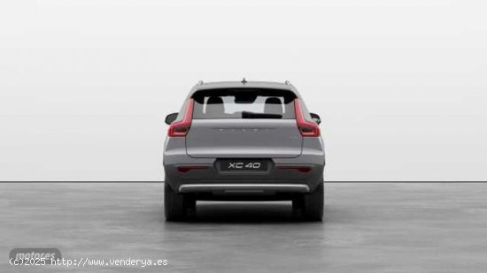 Volvo XC40 2.0 B3 CORE AUTO 163 5P de 2024 con 5 Km por 36.950 EUR. en Cadiz