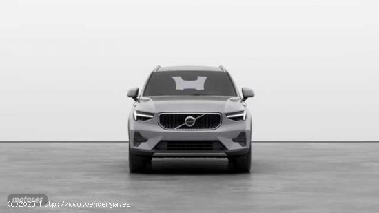 Volvo XC40 2.0 B3 CORE AUTO 163 5P de 2024 con 5 Km por 36.950 EUR. en Cadiz