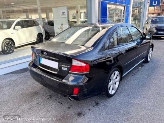 Subaru Legacy 2.0D Premium AWD de 2009 con 335.000 Km por 1.800 EUR. en Guipuzcoa