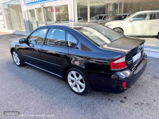 Subaru Legacy 2.0D Premium AWD de 2009 con 335.000 Km por 1.800 EUR. en Guipuzcoa