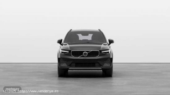 Volvo XC40 2.0 B3 ESSENTIAL AUTO 163 5P de 2024 con 1 Km por 34.900 EUR. en Cadiz