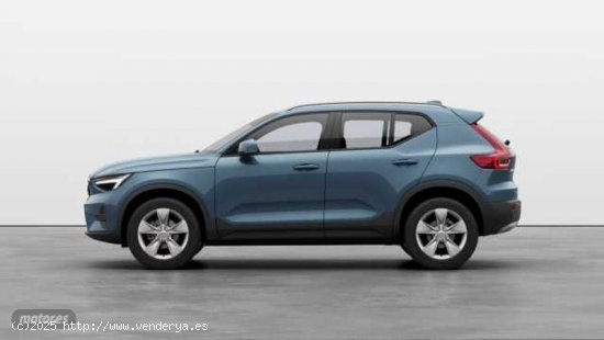 Volvo XC40 2.0 B3 CORE AUTO 163 5P de 2024 con 22.240 Km por 33.900 EUR. en Cadiz