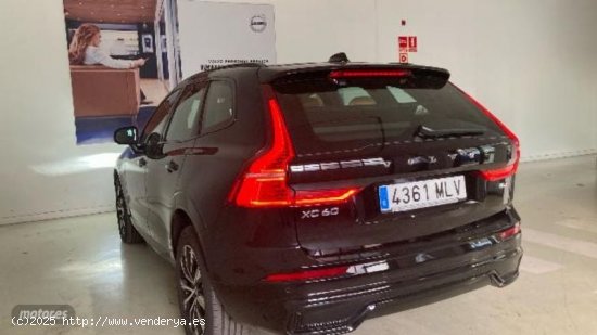 Volvo XC 60 2.0 B4 D PLUS DARK AUTO 197 5P de 2023 con 11.500 Km por 49.000 EUR. en Cadiz