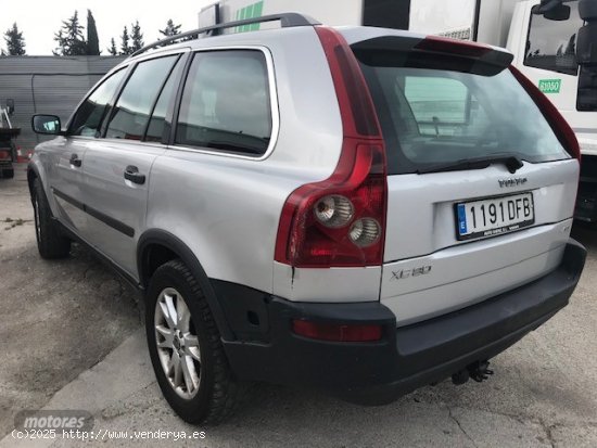 Volvo XC 90 2.4D AWD AUTOMATICO 7 PLAZAS de 2005 con 426.422 Km por 4.000 EUR. en Barcelona