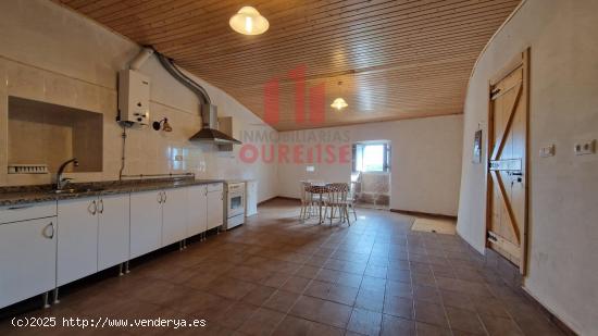 VIVIENDA UNIFAMILIAR PARA REFORMAR EN VILARCHAO (COLES) - ORENSE