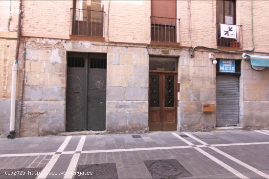 Ekiser vende local en Calle Compañía Pamplona - NAVARRA