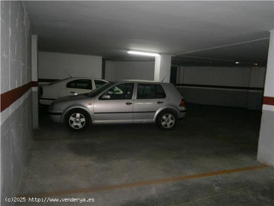 Dos plazas de garaje en Mislata - VALENCIA