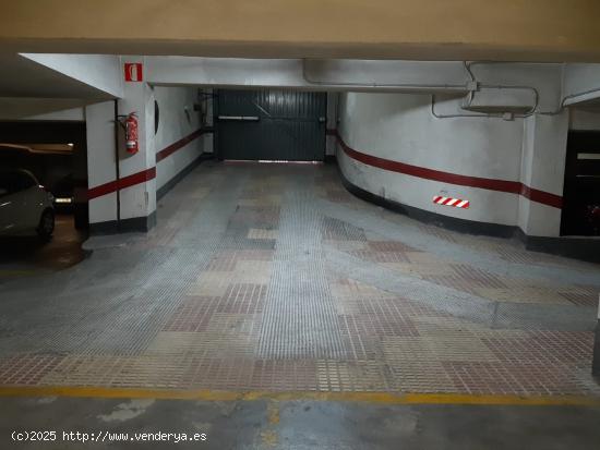 PARKING EN SOTANO -1 DE BUEN TAMAÑO - VALENCIA