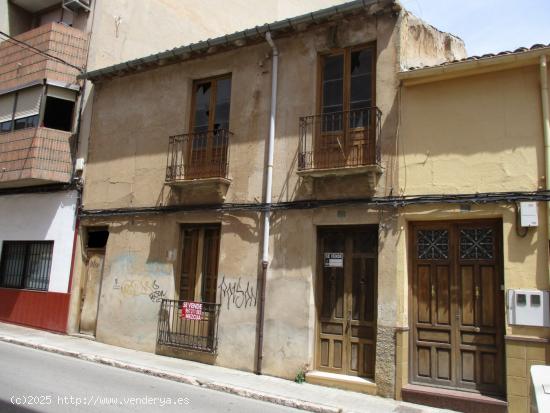  CASA PARA EDIFICAR CON EXCELENTE UBICACION - ALBACETE 