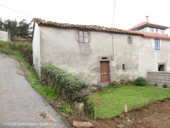 ¿¿¿Te gustaría reformar a tu gusto una casa de piedra con terreno??? - A CORUÑA