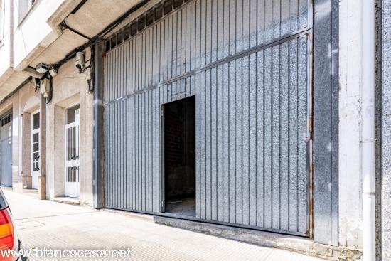 BAJO COMERCIAL EN CALLE RIO ANLLONS - A CORUÑA