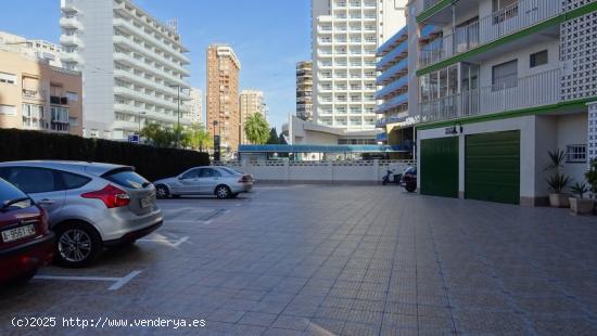  Se vende garaje cabinado en zona Levante - Plaza Triangular. - ALICANTE 