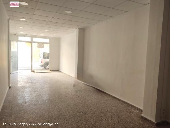 ALQUILER DE LOCAL COMERCIAL CENTRICO EN ALMUSSAFES - VALENCIA