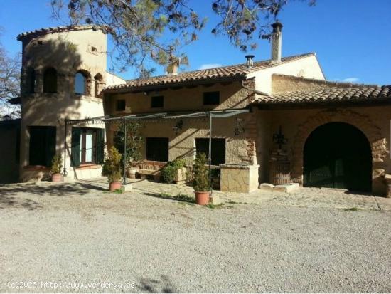  CASA RÚSTICA del S. XVII a la VENDA a SANT MARTI DE TOUS - BARCELONA 