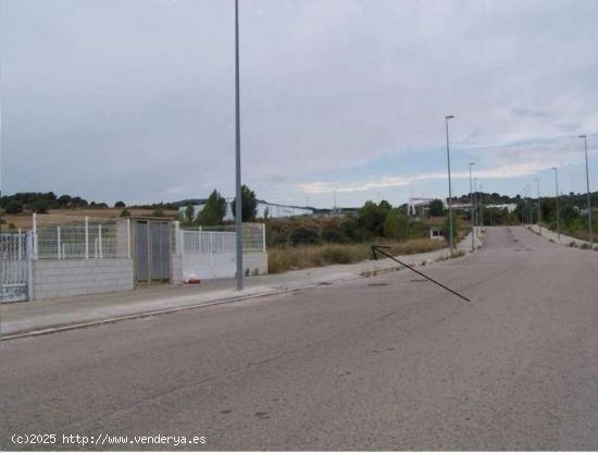 TERRENY URBANITZABLE al Polígon Industrial MAS D'EN PI d'HOSTALETS DE PIEROLA - BARCELONA