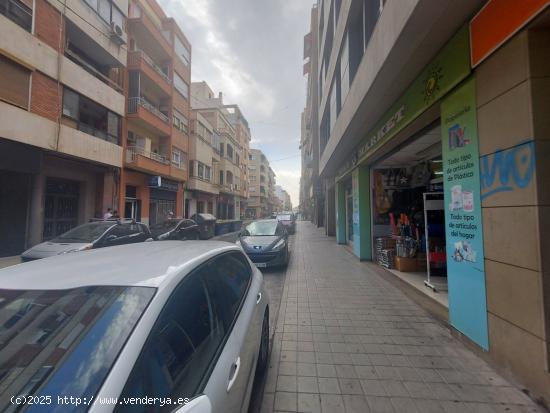 LOCAL COMERCIAL EN VENTA BARRIO DE SAN BLAS - CALLE PINTOR GISBERT - ALICANTE