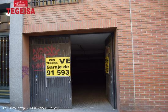 TEGEISA VENDE  7 PLAZAS DE GARAJE  EN BERRUGUETE TETUAN. - MADRID