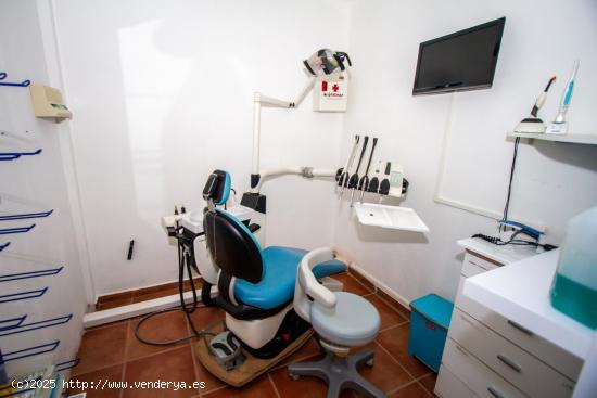 Clínica dental en traspaso o venta - ALICANTE