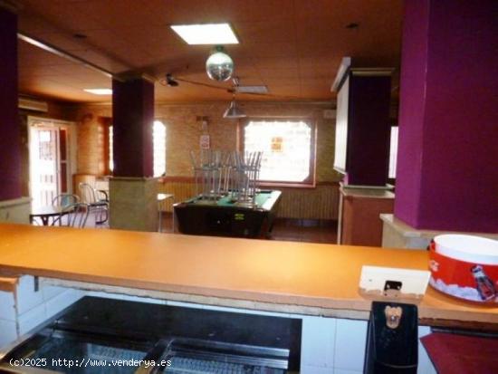 SE VENDE CAFETERIA Y VIVIENDA EN ABANILLA - MURCIA