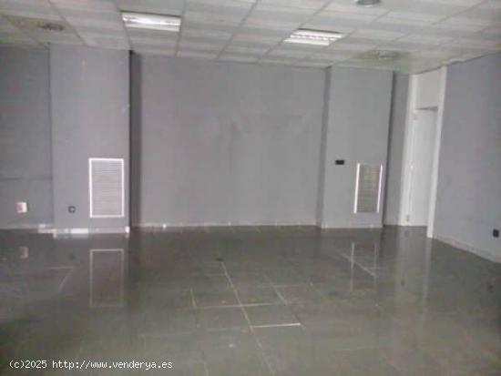 OFERTA. LOCAL COMERCIAL EN OLIVA - VALENCIA