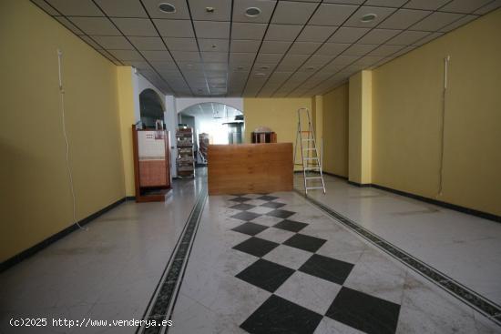  Estupendo local comercial en venta o alquiler en el centro de Montijo - BADAJOZ 