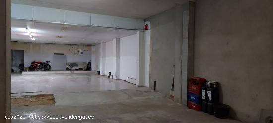 GRAN LOCAL COMERCIAL DE 250 METROS EN ALBERIC FRENTE A CONSUM - VALENCIA