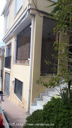 OPORTUNIDAD, TRIPLEX EN MACAEL. ALMERIA. - ALMERIA