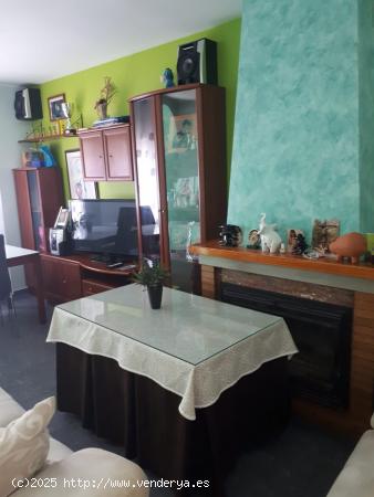 CHALET ADOSADO EN LUCAR - ALMERIA