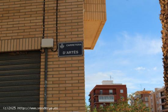 SE ALQUILA LOCAL COMERCIAL EN LA FUENTE SAN LUIS - VALENCIA