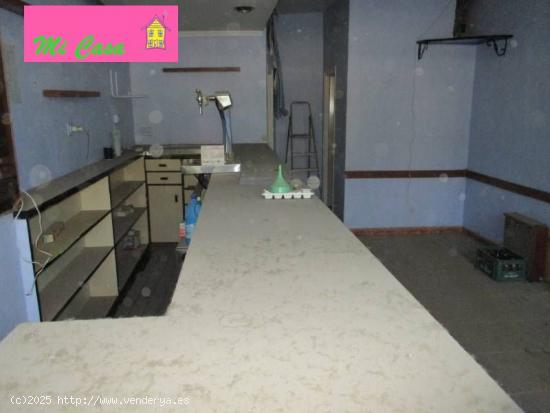 LOCAL COMERCIAL, CON UN BAÑO DE 31 MTRS, EN BUENA ZONA - ZARAGOZA