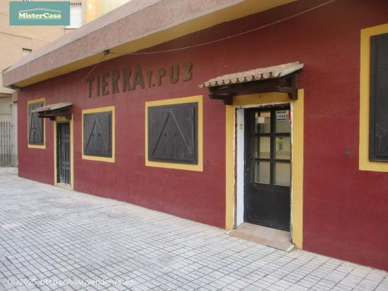 LOCAL COMERCIAL EN DIVINA PASTORA - CADIZ