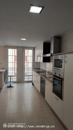 APARTAMENTO EN  VENTA EN EL  CENTRO COCHERA APARTE - LEON