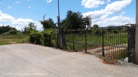  Terreno Urbano en Cacabelos - LEON 