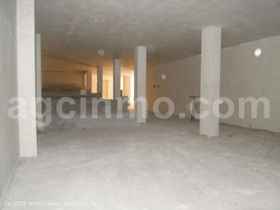 Local comercial en alquiler. - VALLADOLID