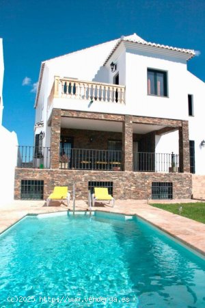 Villa en venta en Frigiliana (Málaga)