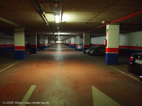 OPORTUNIDAD, COCHERAS EN EL PARKING DE LA AVENIDA DE COMPOSTILLA - LEON