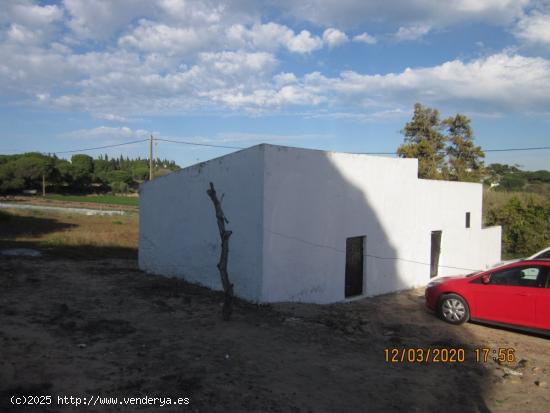 ESTUPENDA CASA EN TERRENO PRÓXIMA A VEJER DE LA FRONTERA - CADIZ