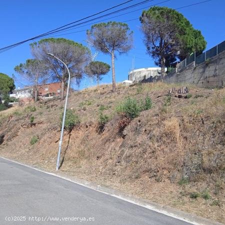 PARCELA EN CASTELLVÍ DE ROSANES - BARCELONA