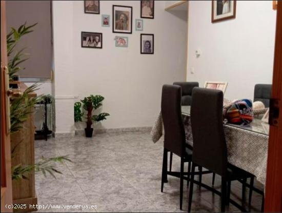 ¡¡PISO PARA ENTRAR A VIVIR JUNTO A OLLERIAS!! - CORDOBA